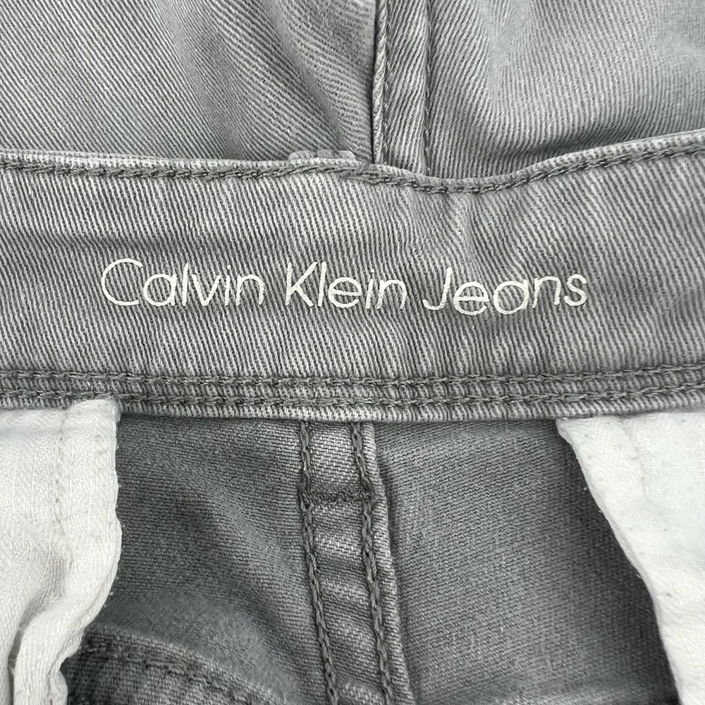 Calvin Klein Gray Ultimate Skinny Jeans 29 x 26 Men’s